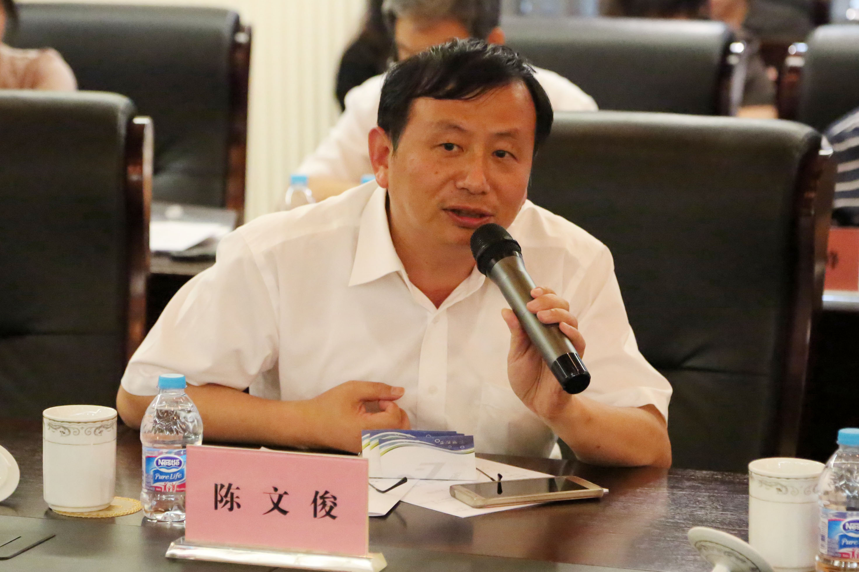 20150615  第九次聚集經濟熱(rè)點論壇 221.jpg